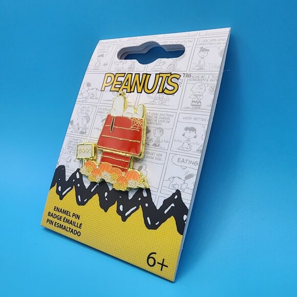 Loungefly Peanuts Snoopy Dog House Boo Pumpkin Halloween Enamel Pin NEW - Picture 5 of 10